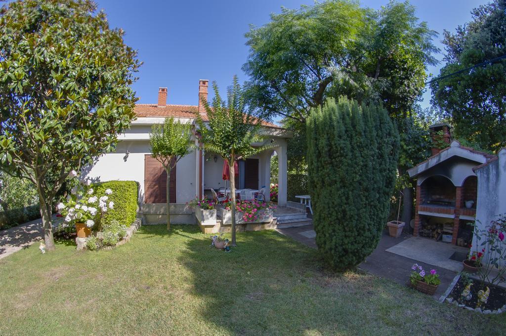 Apartment Magnolia Petrčane Kültér fotó